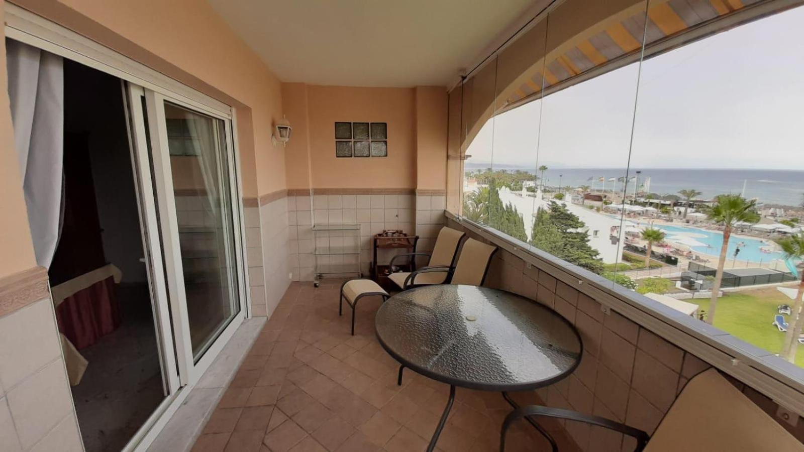 Apartamento Frente Al Mar En Torremolinos, Malaga Exterior photo