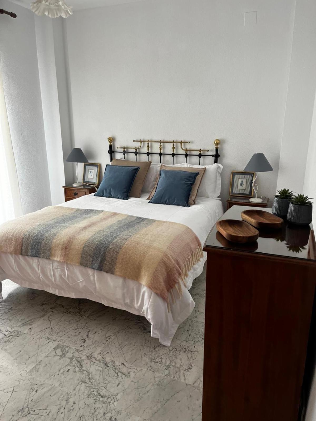 Apartamento Frente Al Mar En Torremolinos, Malaga Exterior photo